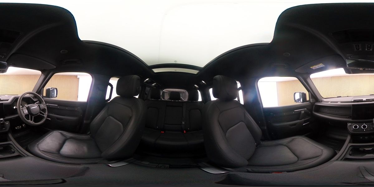 More views of Land Rover Defender 110