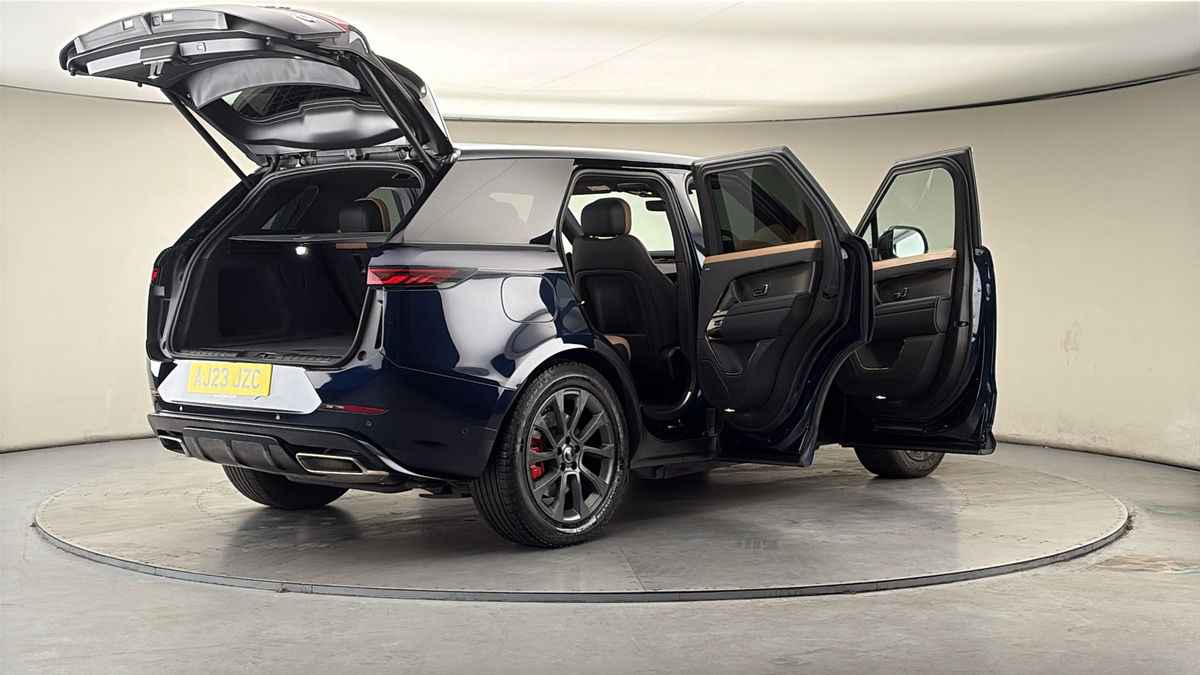 More views of Land Rover Range Rover Sport