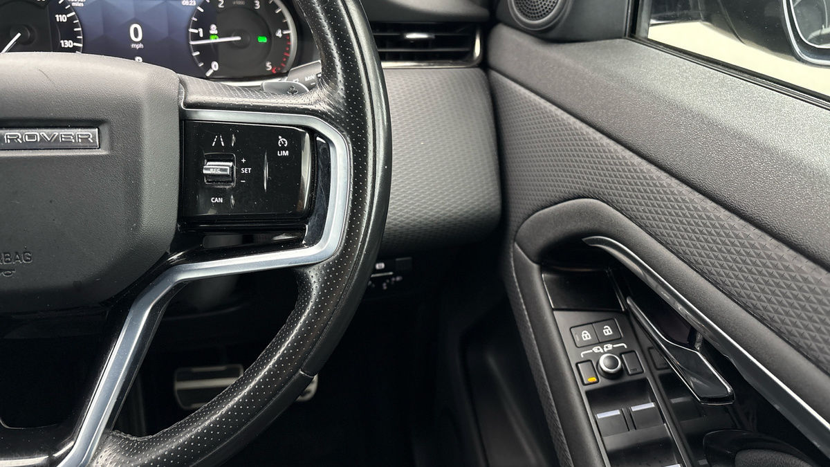 Land Rover Range Rover Evoque Image 14