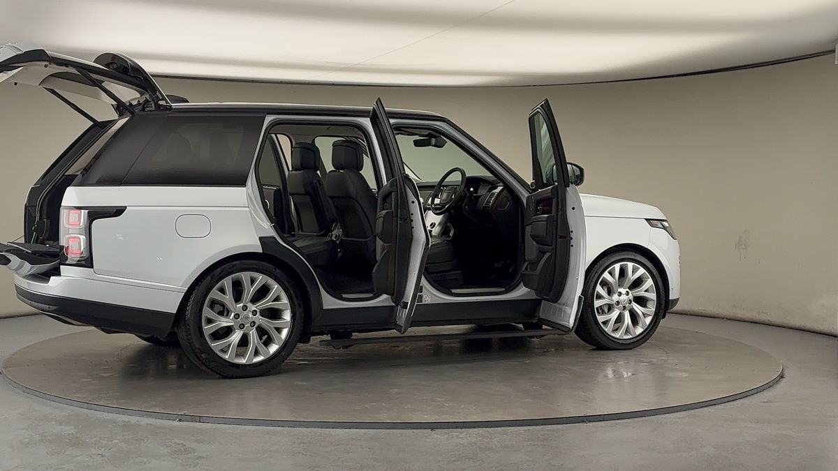 More views of Land Rover Range Rover