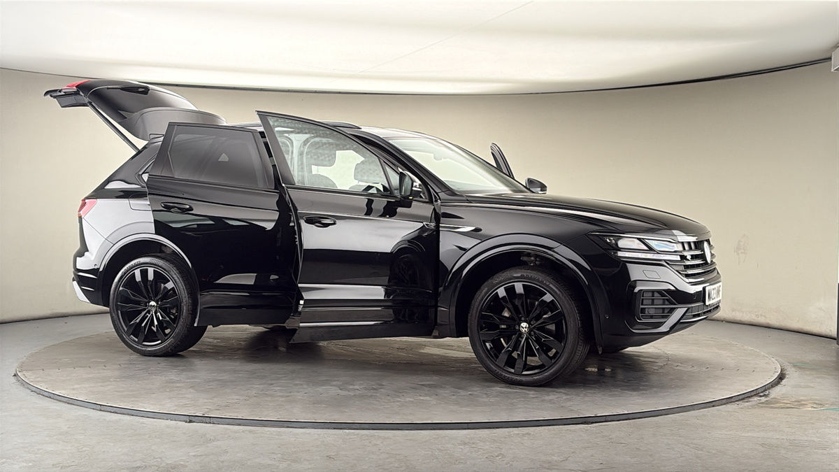 More views of Volkswagen Touareg