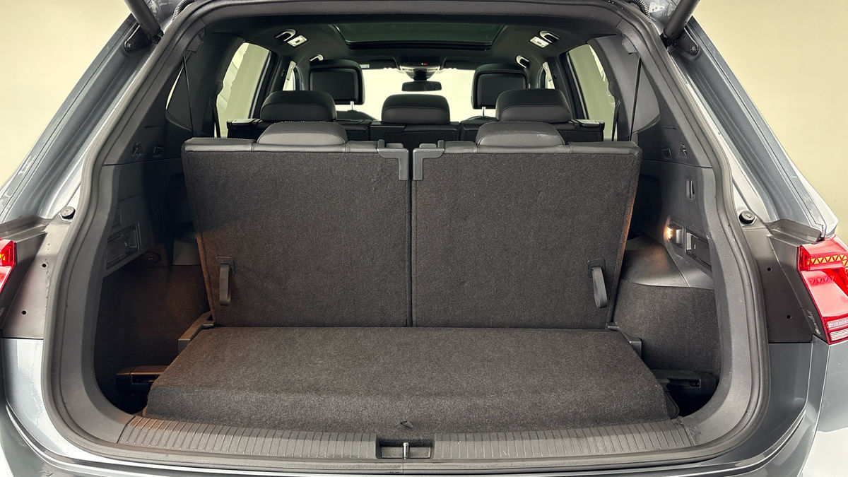 Volkswagen Tiguan Allspace Image 11