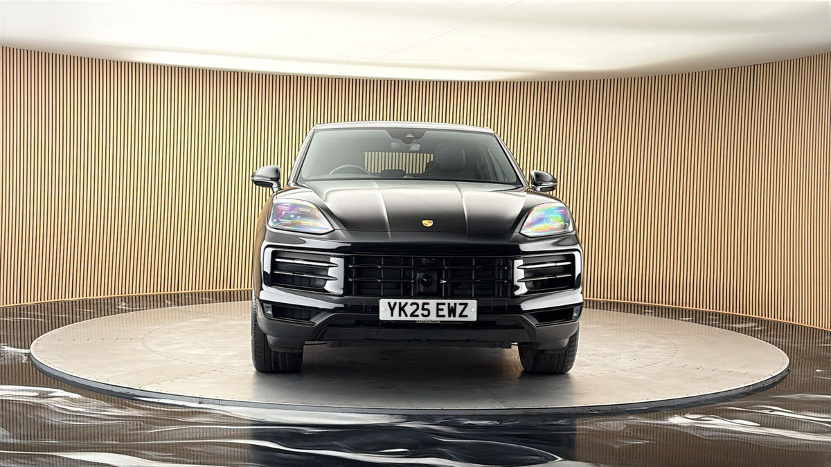 More views of Porsche Cayenne