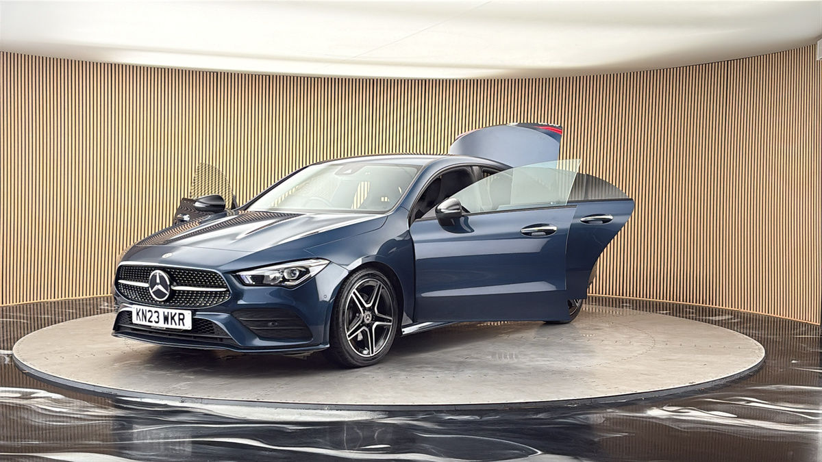 More views of Mercedes-Benz CLA