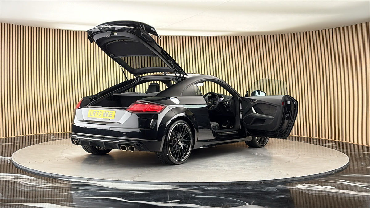 More views of Audi TTS