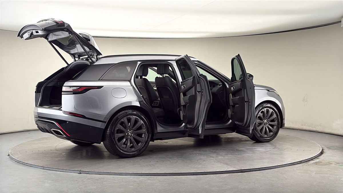 More views of Land Rover Range Rover Velar