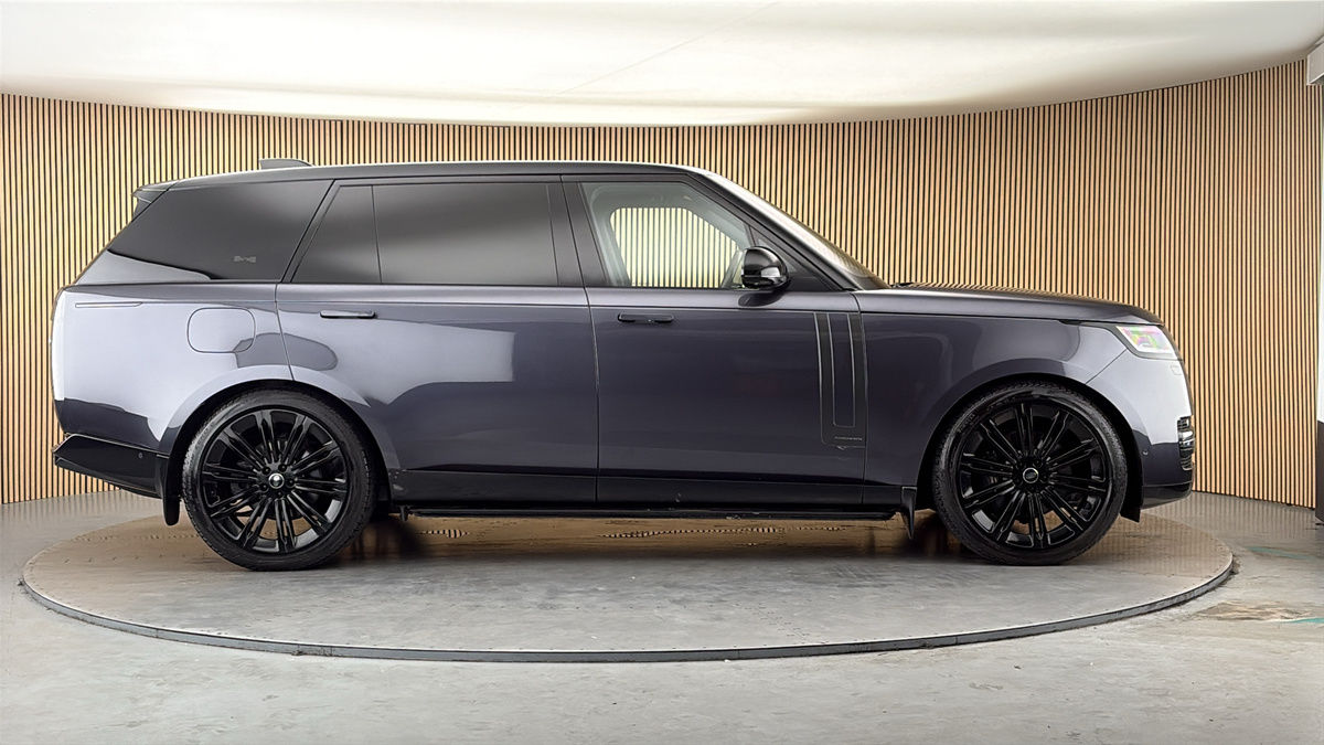 Land Rover Range Rover Image 16