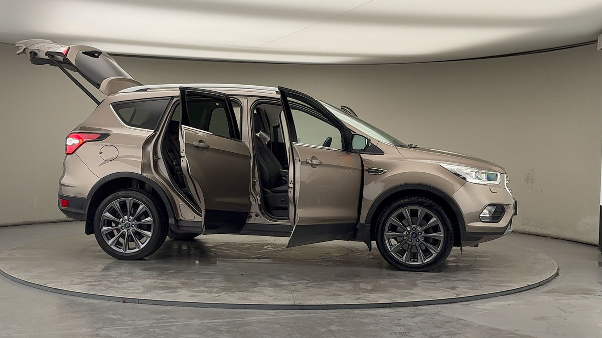 More views of Ford Kuga