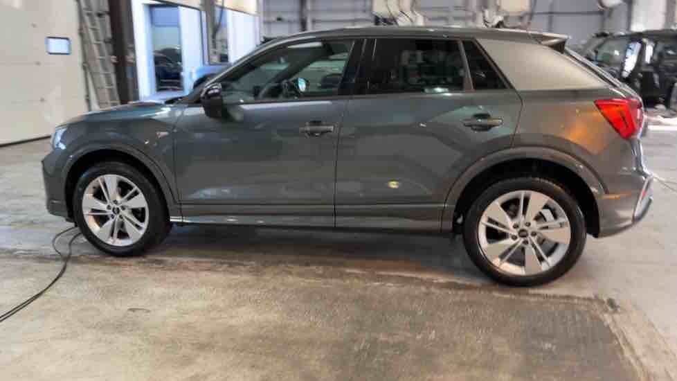 More views of Audi Q2