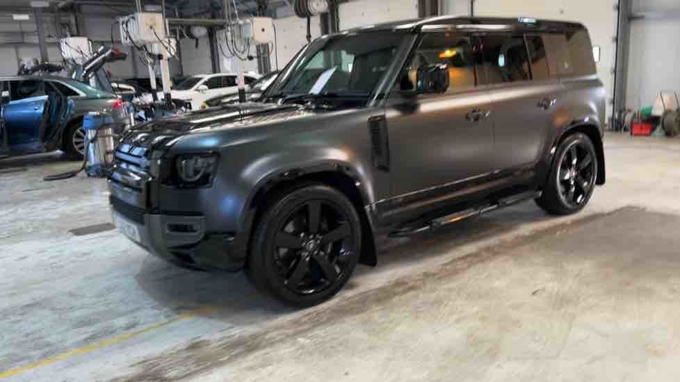 More views of Land Rover Defender 110