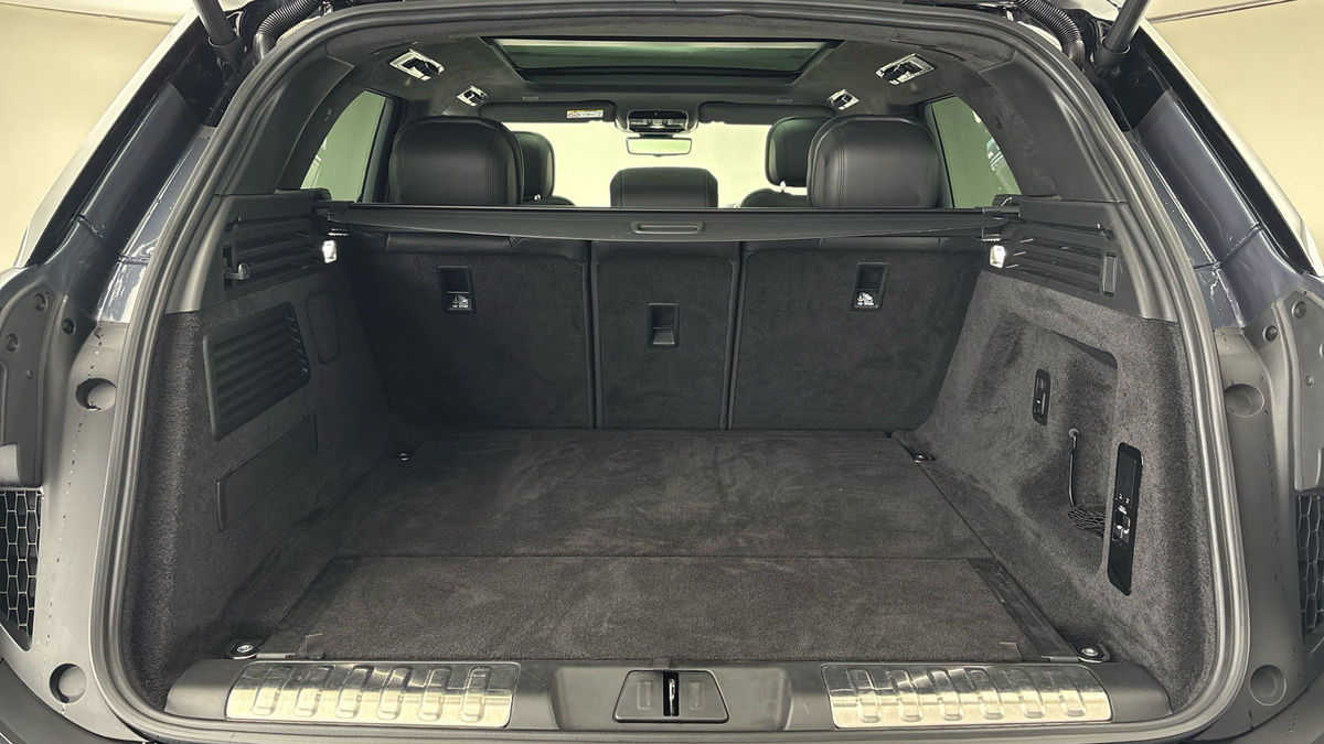 Land Rover Range Rover Sport Image 11