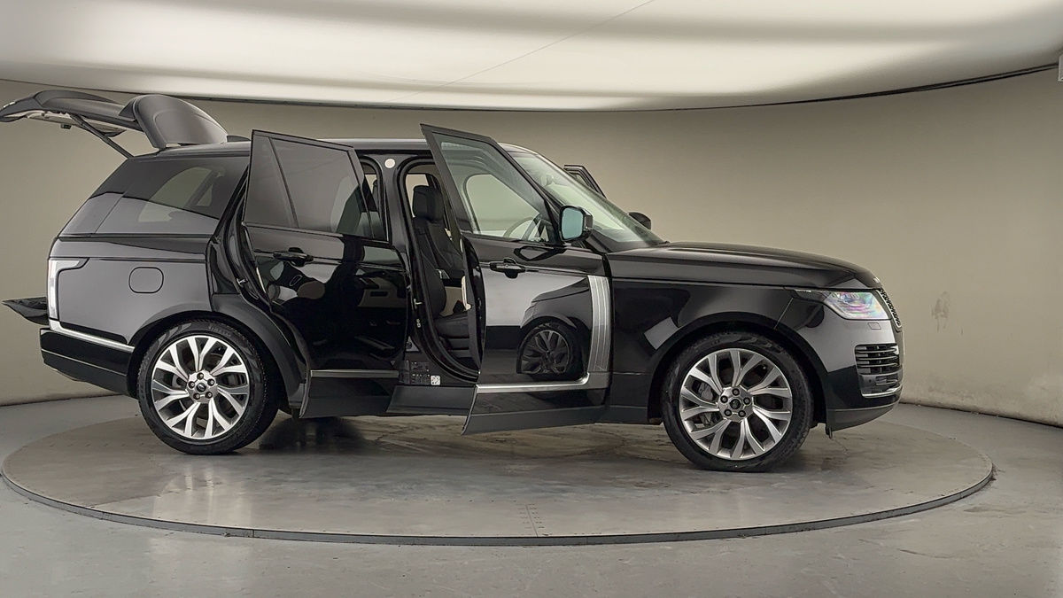 More views of Land Rover Range Rover