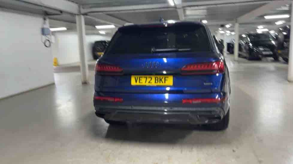 More views of Audi Q7