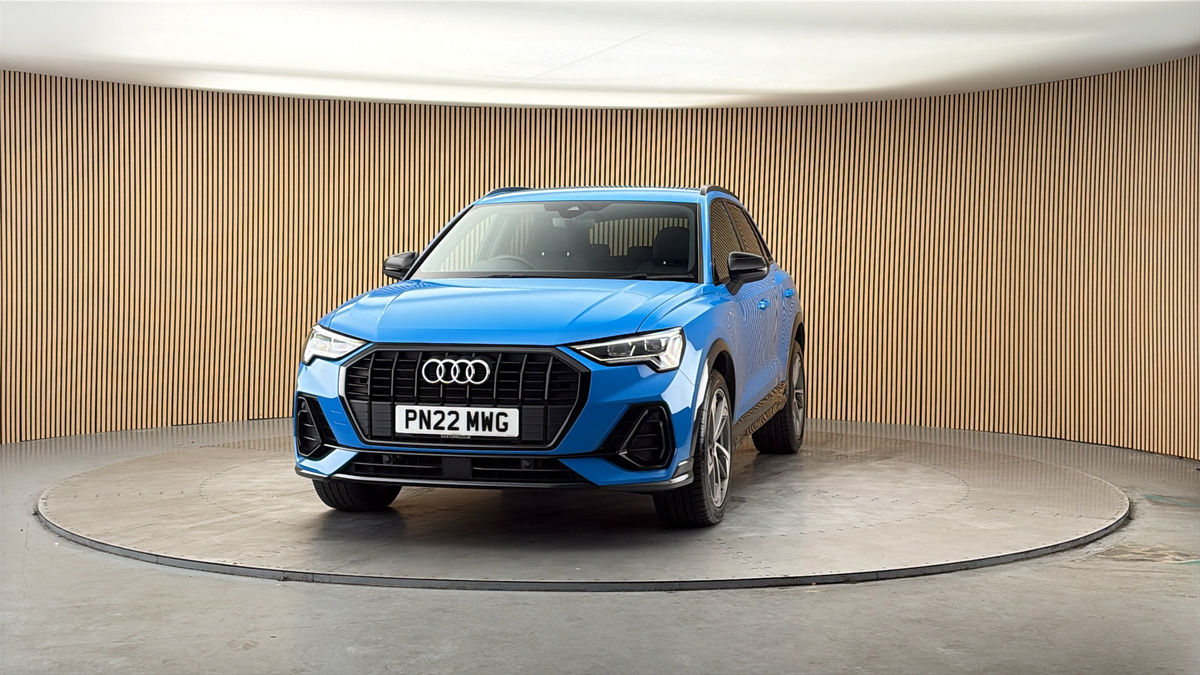 More views of Audi Q3