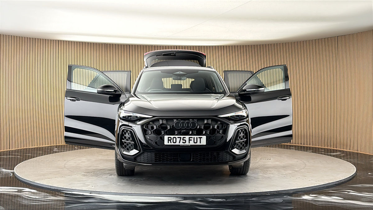 More views of Audi Q5
