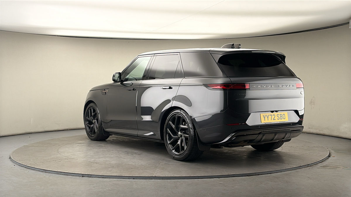 Land Rover Range Rover Sport Image 2