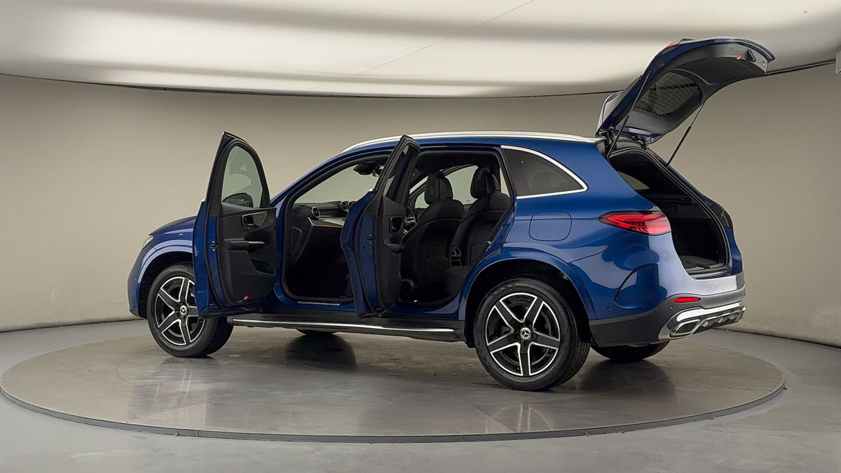 More views of Mercedes-Benz GLC