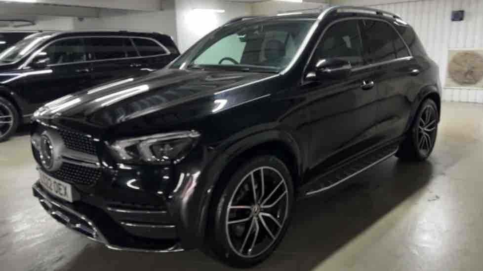 More views of Mercedes-Benz GLE