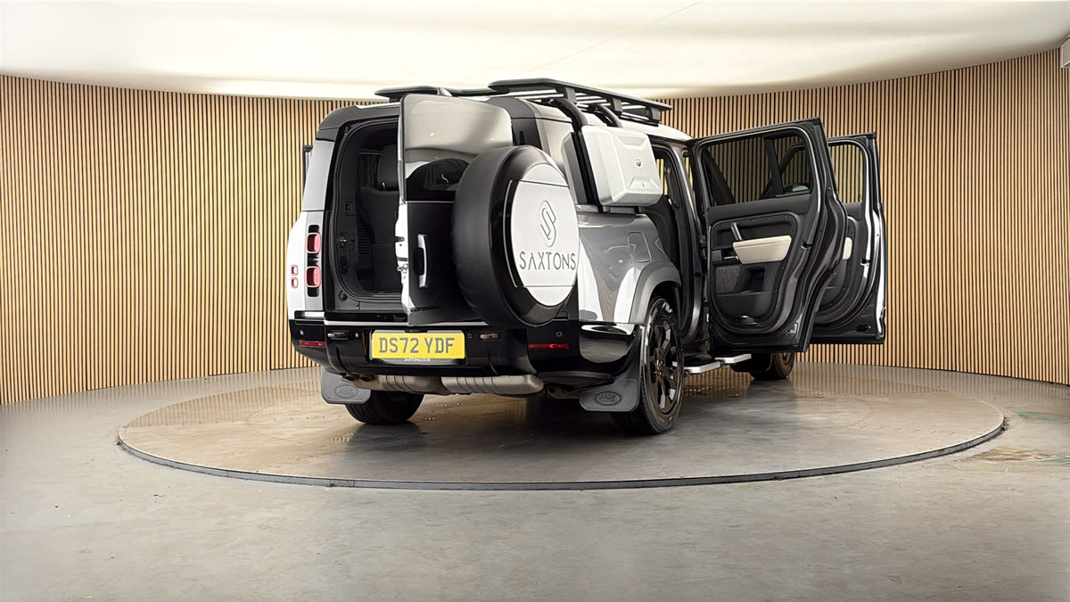 More views of Land Rover Defender 130