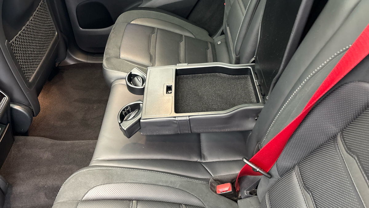 Mercedes-Benz GLE Image 9