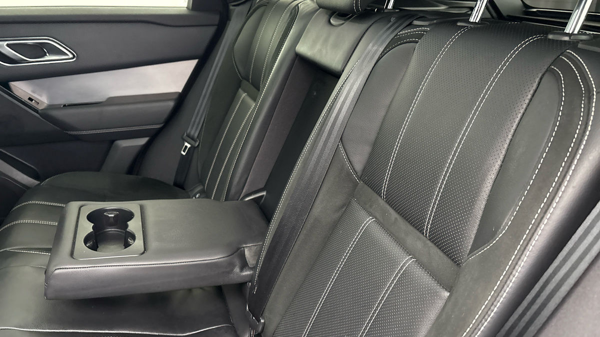 Land Rover Range Rover Velar Image 9