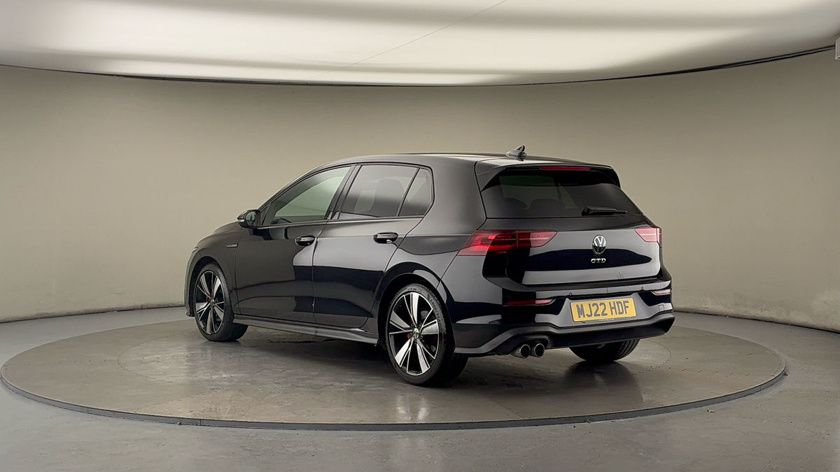 Volkswagen Golf Image 2