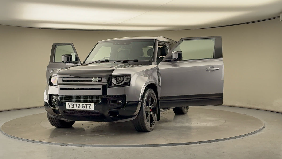 More views of Land Rover Defender 90