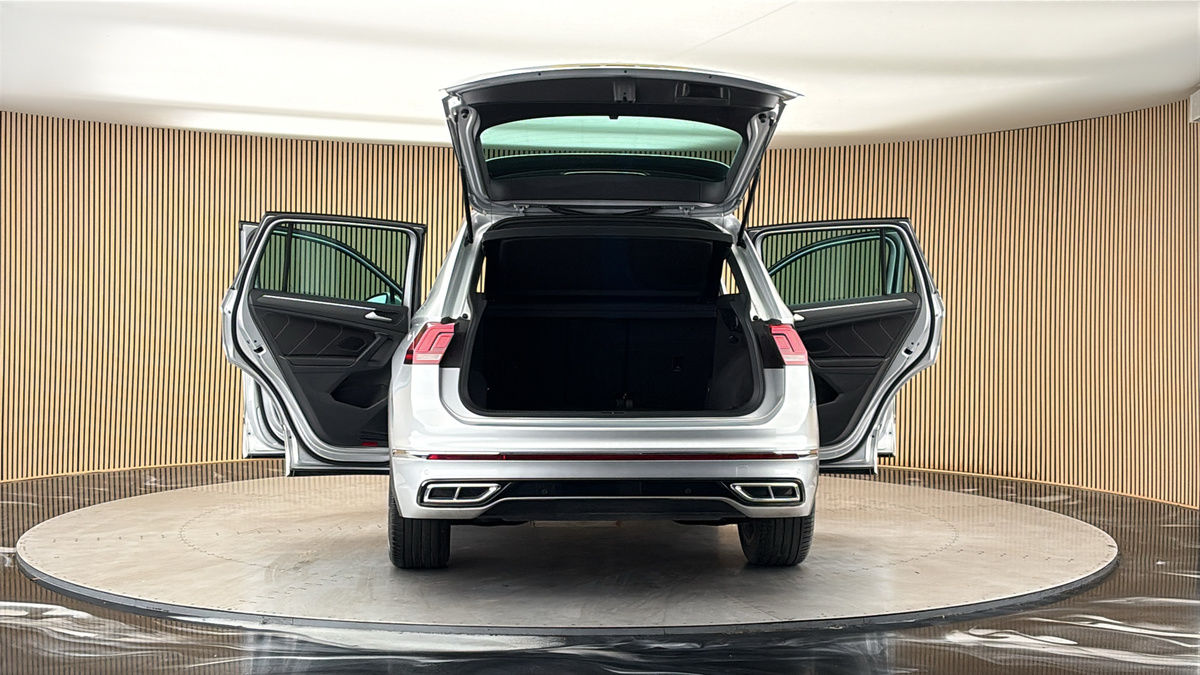 More views of Volkswagen Tiguan