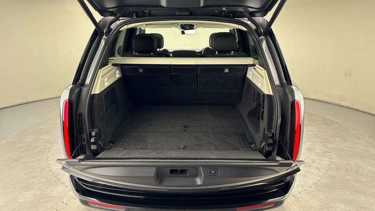 Land Rover Range Rover Image 11