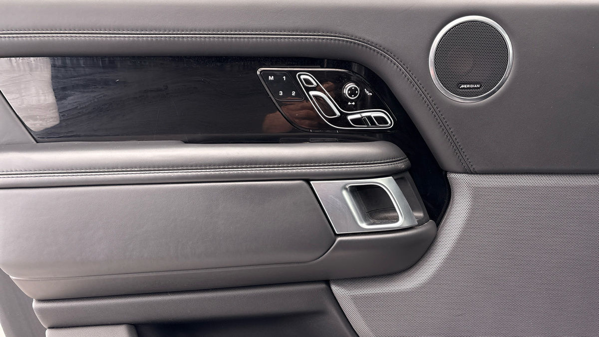 Land Rover Range Rover Image 19