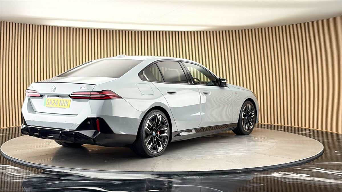 More views of BMW i5