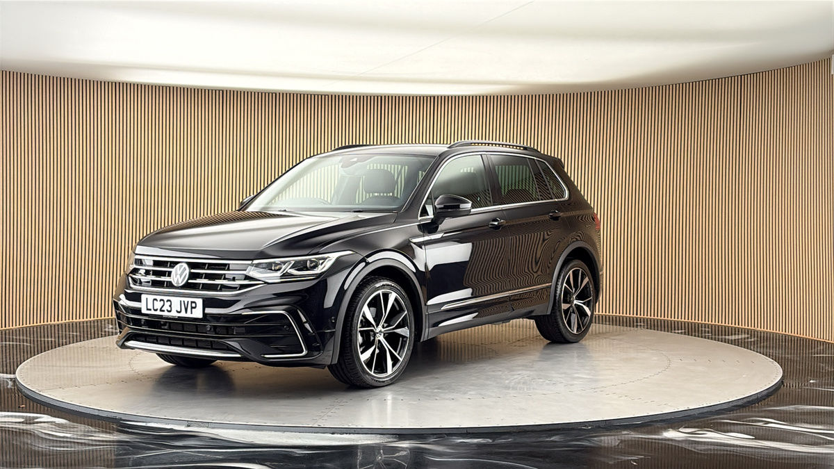 More views of Volkswagen Tiguan