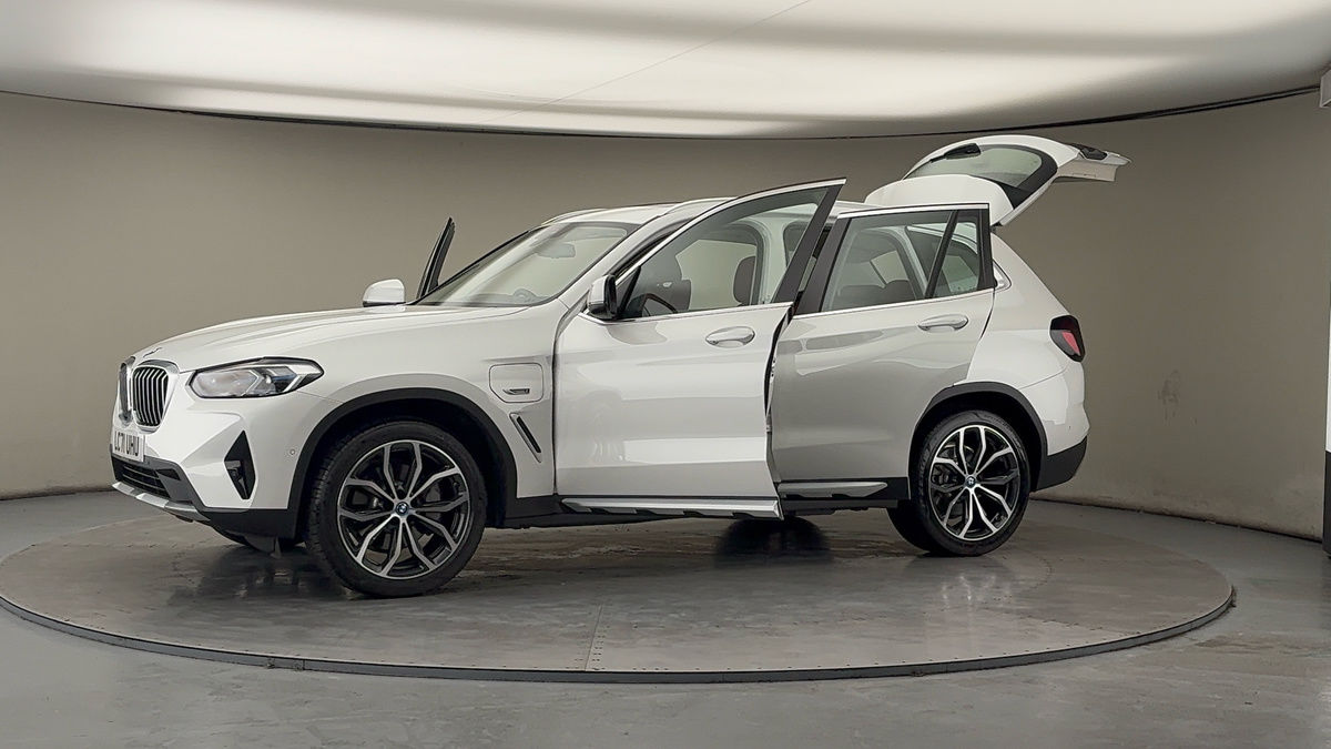 More views of BMW X3