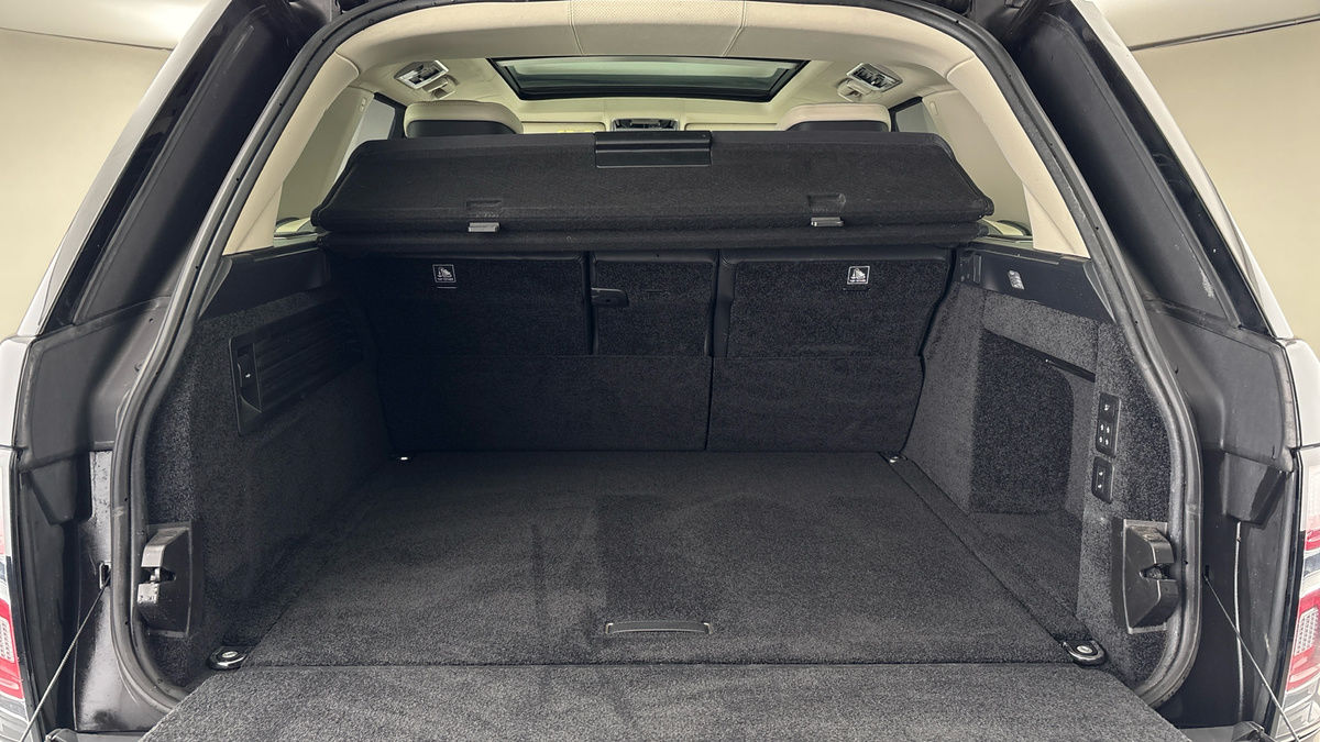 Land Rover Range Rover Image 11