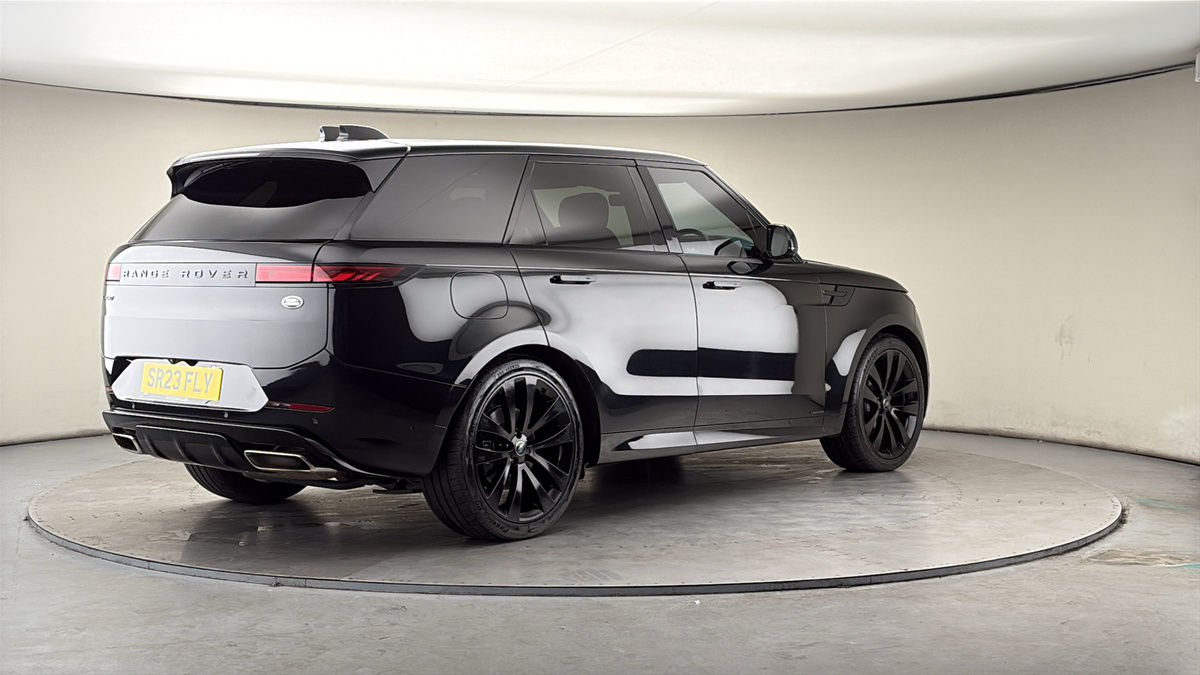 Land Rover Range Rover Sport Image 21