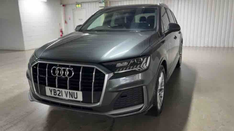 More views of Audi Q7