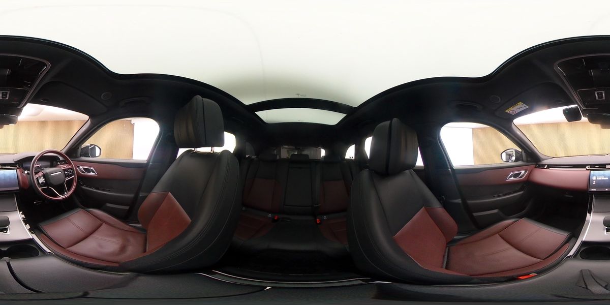 More views of Land Rover Range Rover Velar