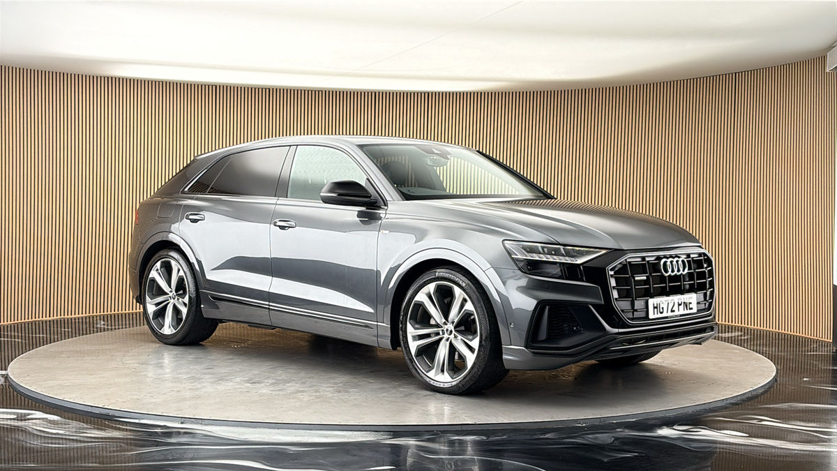 More views of Audi Q8