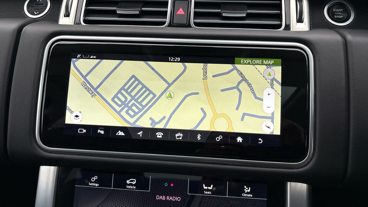 Land Rover Range Rover Image 17