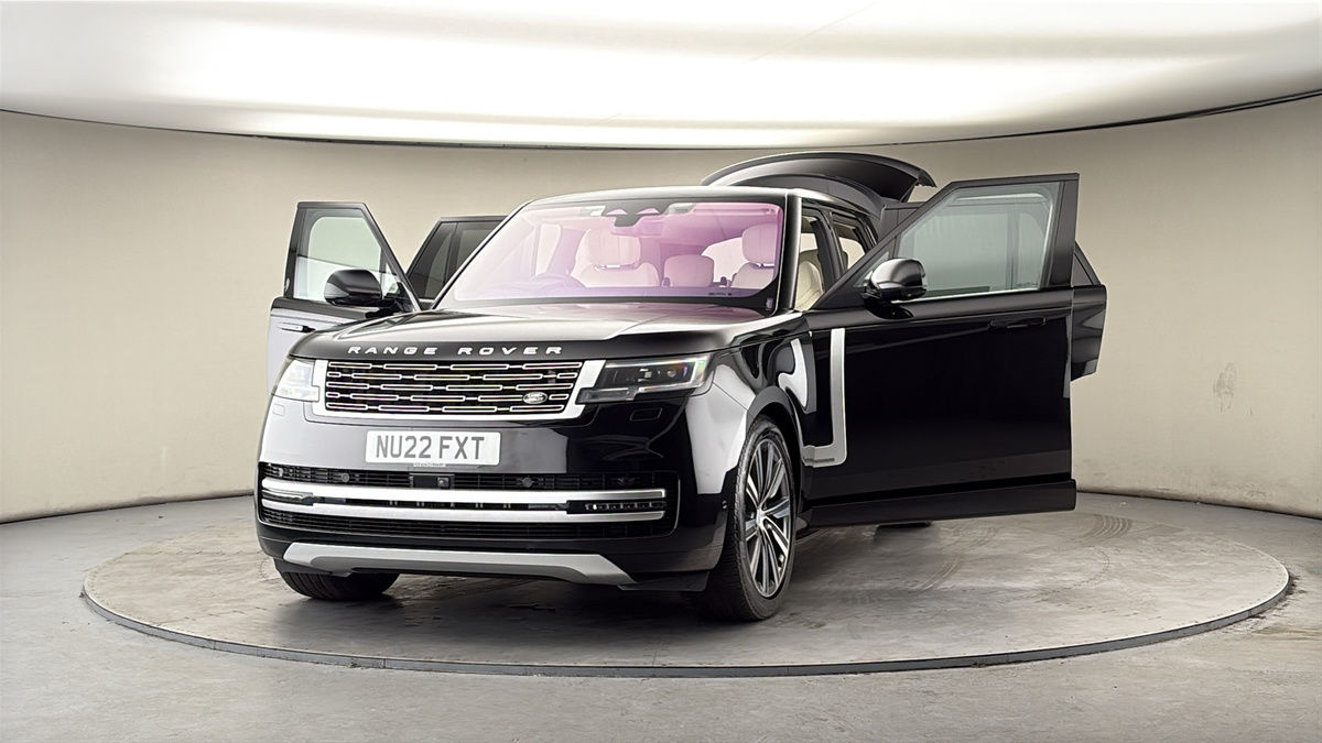 More views of Land Rover Range Rover