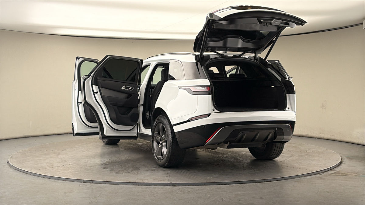 More views of Land Rover Range Rover Velar