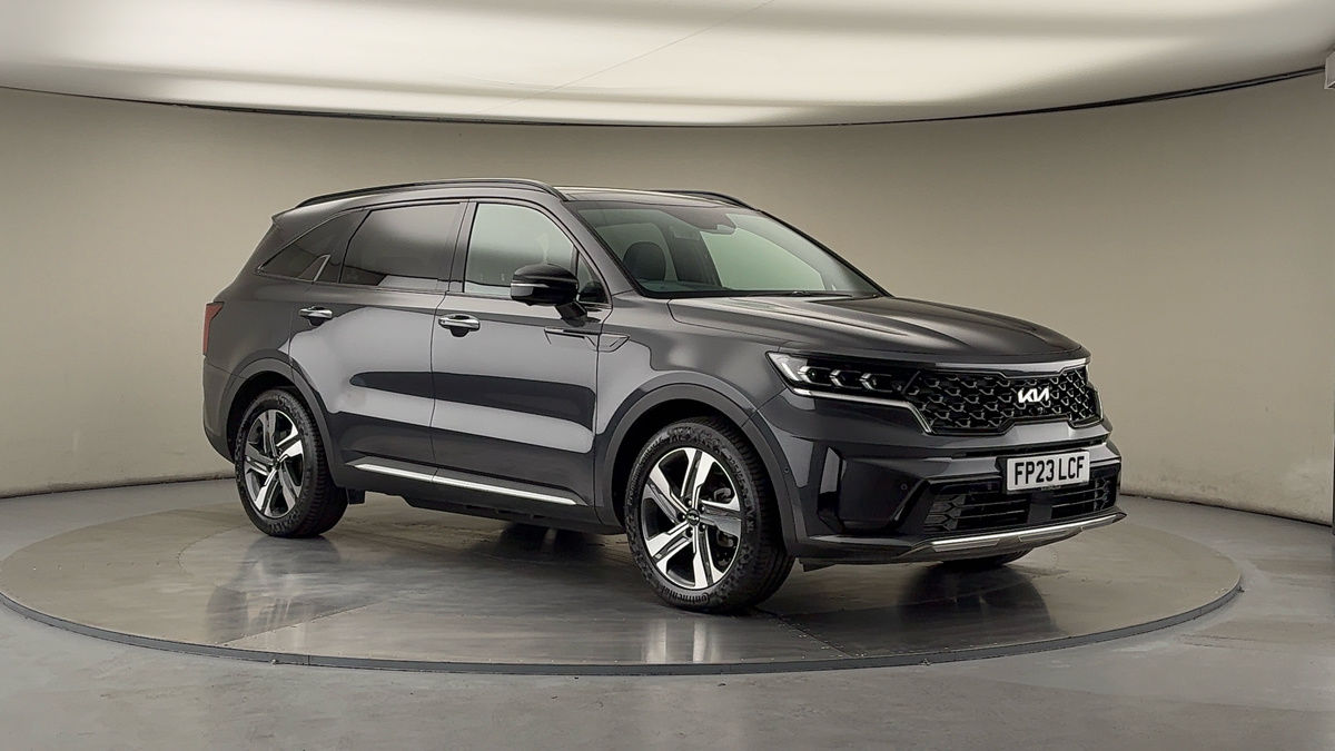 More views of Kia Sorento