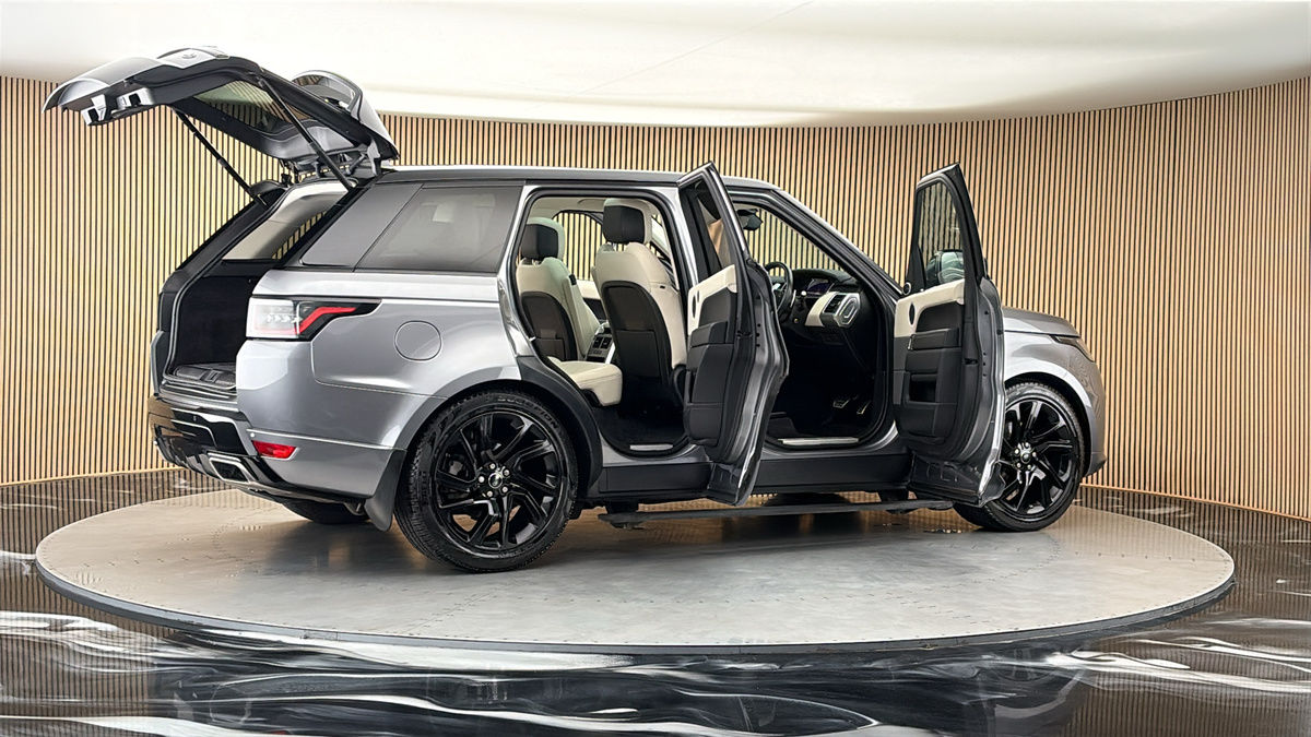 More views of Land Rover Range Rover Sport