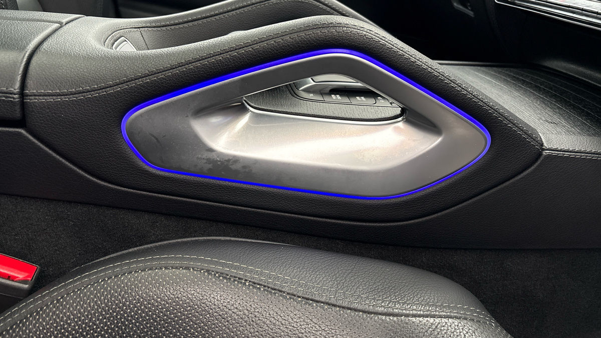 Mercedes-Benz GLE Image 29