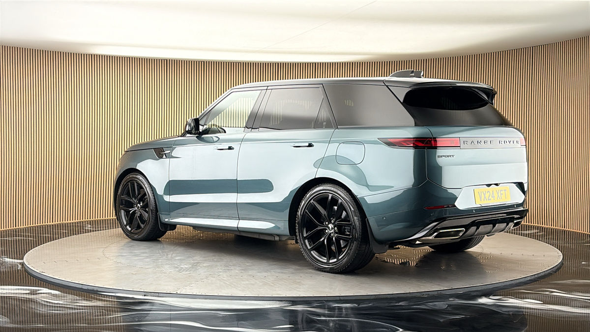 More views of Land Rover Range Rover Sport