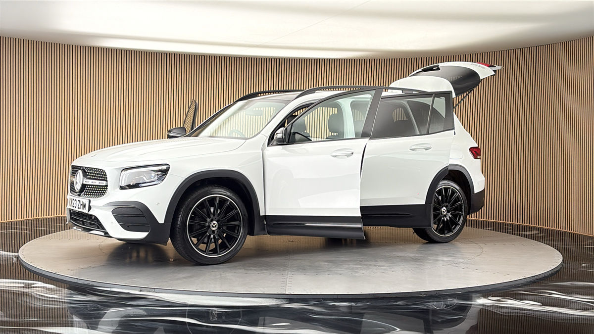 More views of Mercedes-Benz GLB