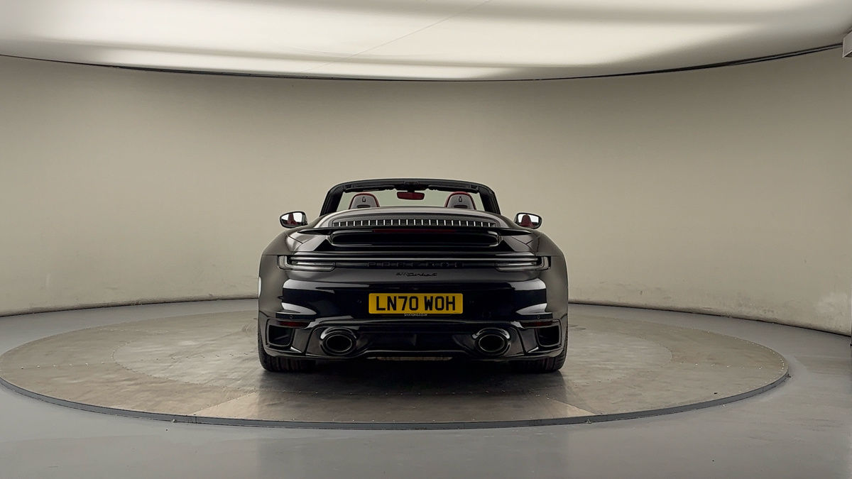 Porsche 911 Image 4
