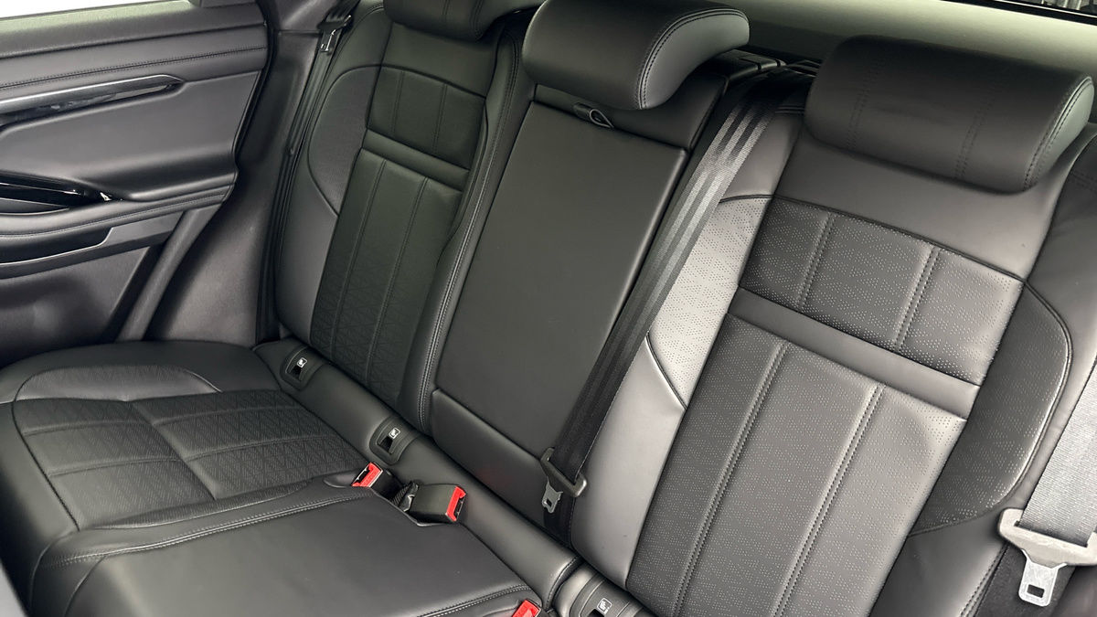 Land Rover Range Rover Evoque Image 15