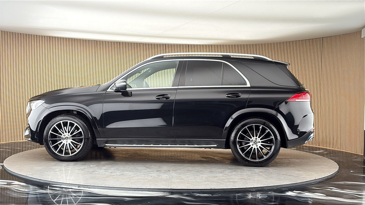 More views of Mercedes-Benz GLE