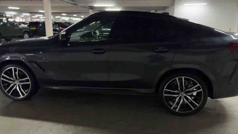 More views of BMW X6